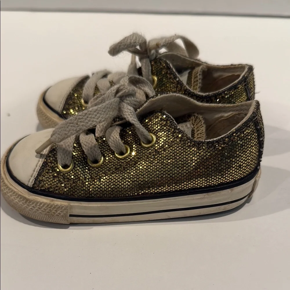 Gold Sparkly Converse Sneakers with Rubber Sole baby girl sz 5 low top shoes